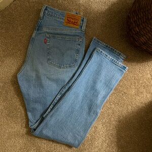 Levi’s 501 Straight Jeans